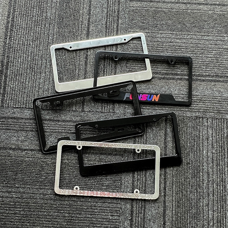 Customizable aluminum alloy license plate frames
